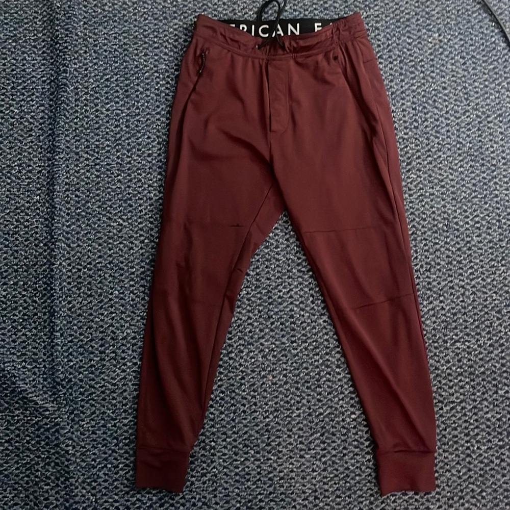 American Eagle Joggers